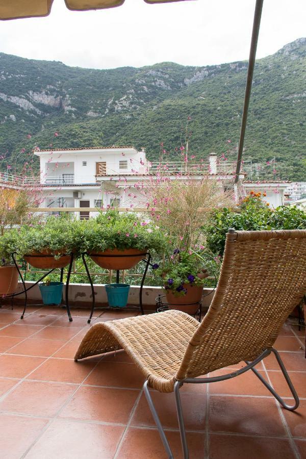 Cozy Maisonette Kamena Vourla Luaran gambar