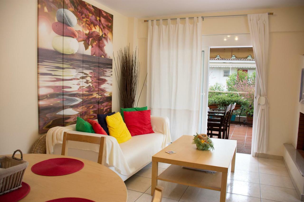Cozy Maisonette Kamena Vourla Luaran gambar