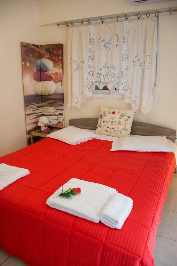 Cozy Maisonette Kamena Vourla Luaran gambar